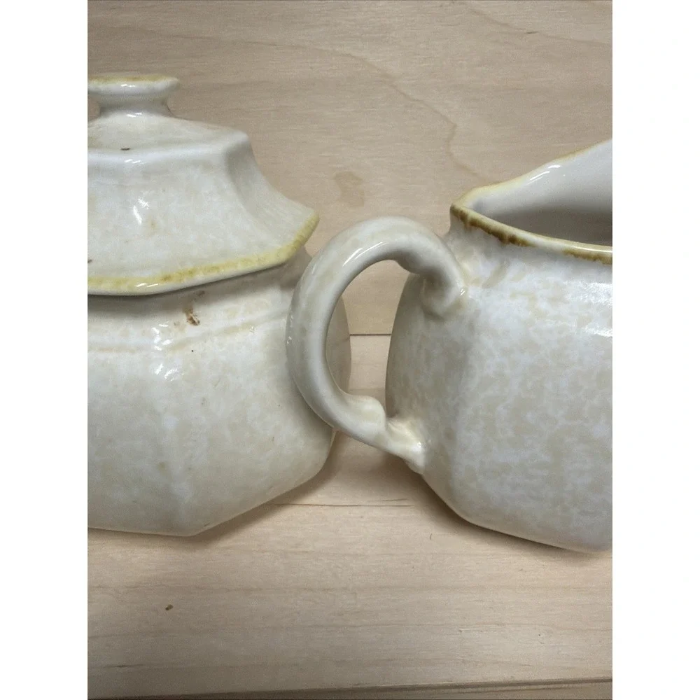 Mikasa Avante‎ Ivory Creamer and Sugar Bowl with Lid Retro Vintage